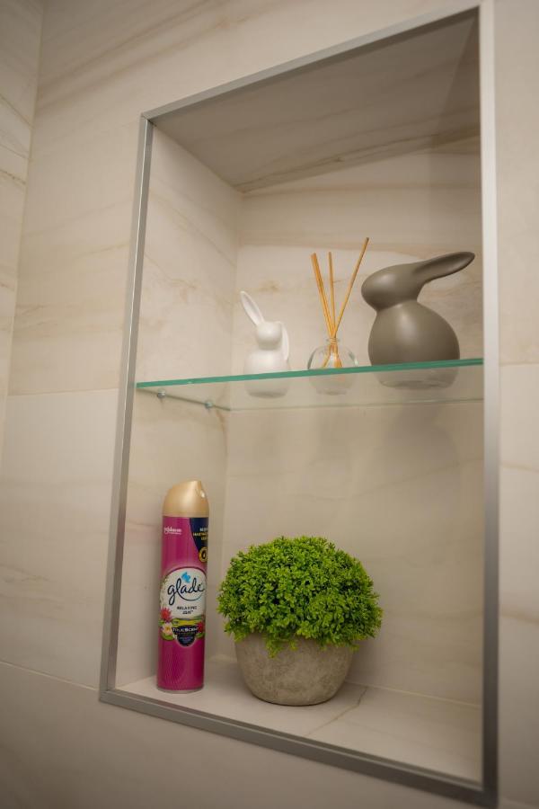 Center Candle Apartment Chisinau Bagian luar foto