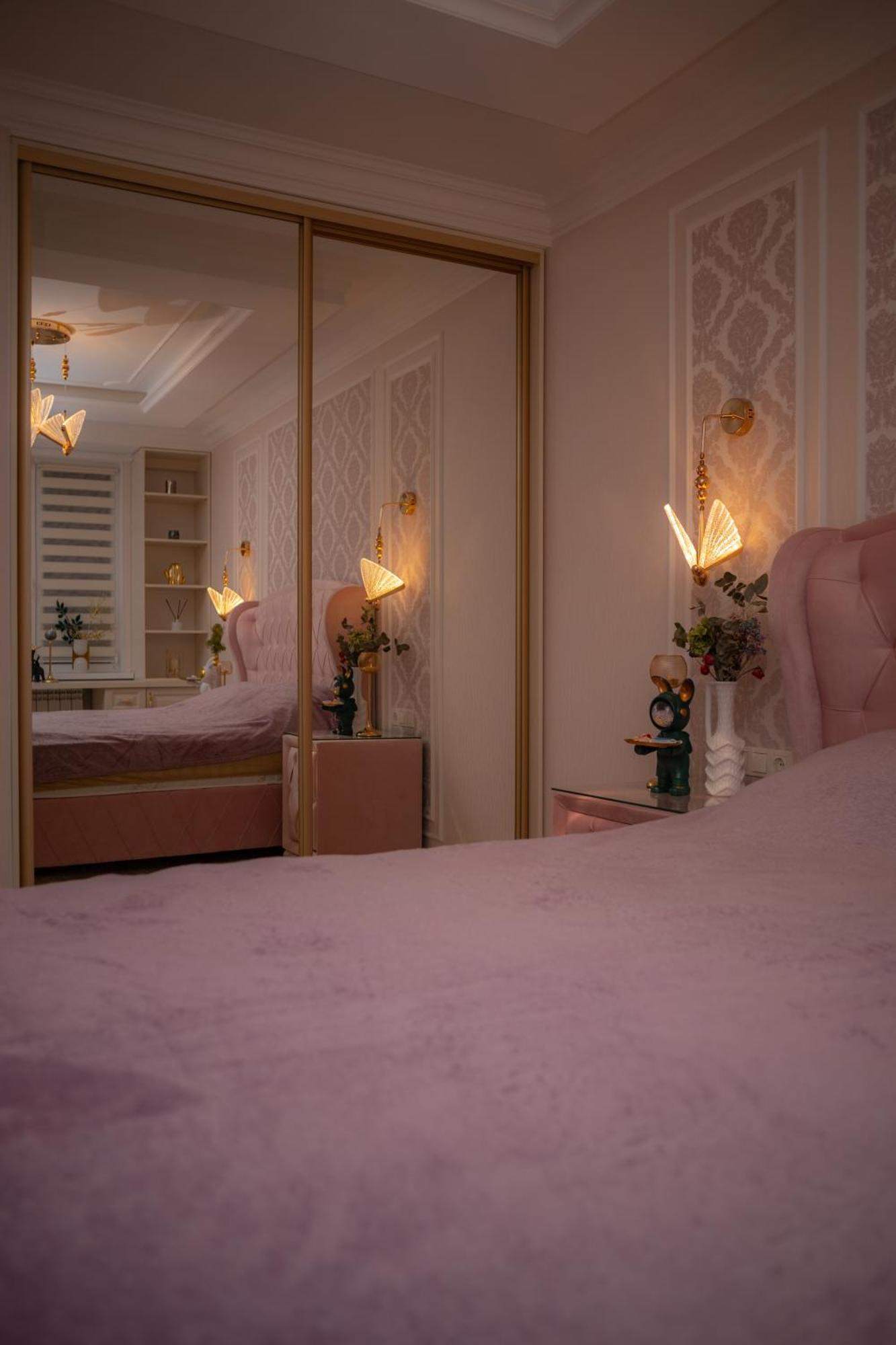 Center Candle Apartment Chisinau Bagian luar foto