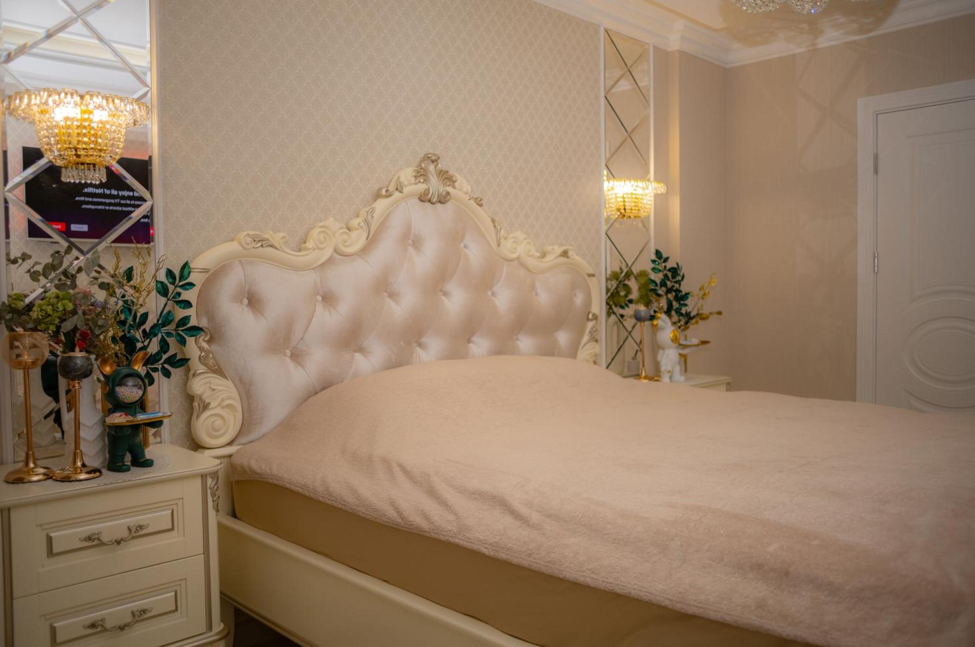 Center Candle Apartment Chisinau Bagian luar foto